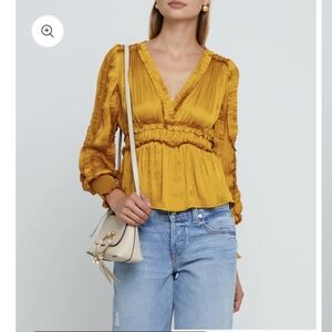 💛  Golden V-Neck Blouse with ruffles - Sz M by O.P.T.